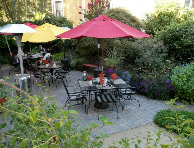 The Inn On First hotel detail image 4