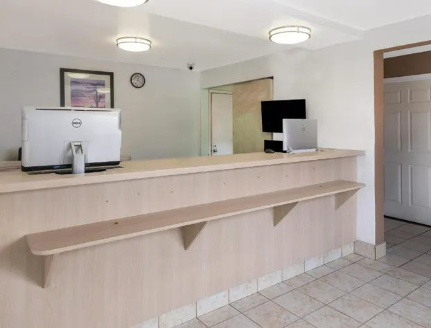 Knights Inn Grand Rapids hotel detail image 3