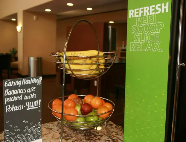 Hampton Inn & Suites Aberdeen hotel detail image 2