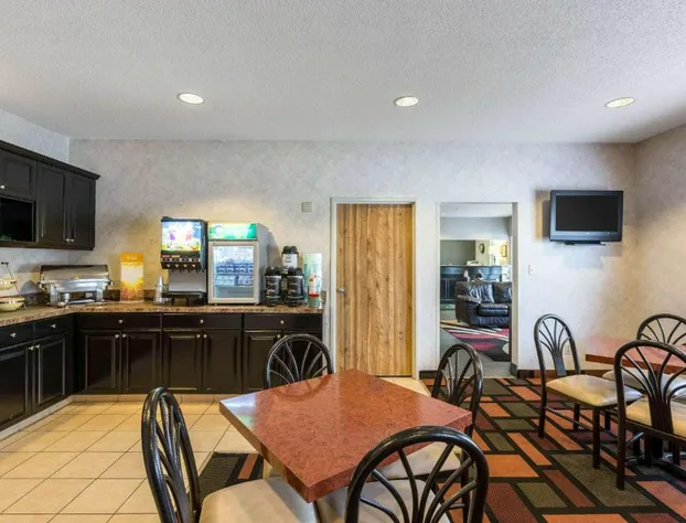 Quality Inn Kearney South hotel detail image 4