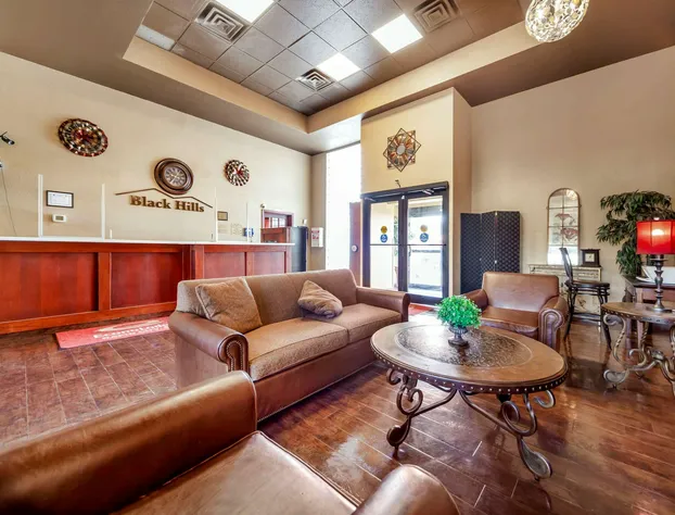 Econo Lodge Black Hills hotel detail image 2