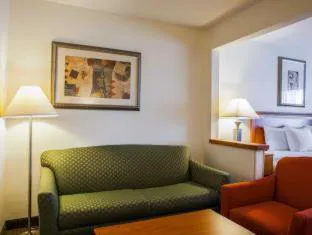 Comfort Suites Normal University area hotel detail image 3