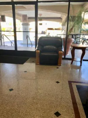 Huntington Beach Inn hotel detail image 3