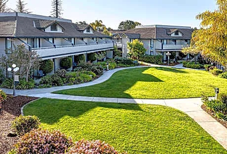 Seacliff Inn Aptos, Tapestry Collection by Hilton hotel detail image 3