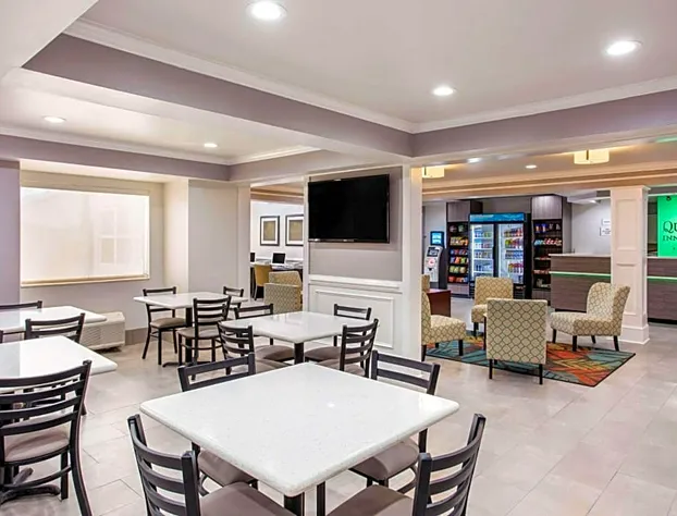 Quality Inn & Suites Myrtle Beach near Outlets hotel detail image 4