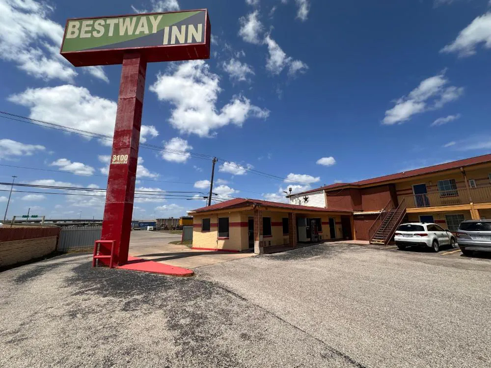 Bestway Inn hotel hero