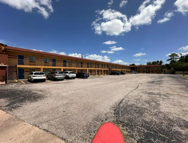 Bestway Inn hotel detail image 1