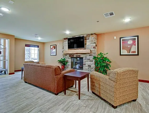 Cobblestone Hotel & Suites – Pulaski/Green Bay hotel detail image 2