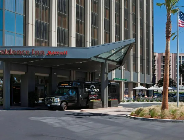 Residence Inn by Marriott Los Angeles LAX/Century Boulevard hotel detail image 3