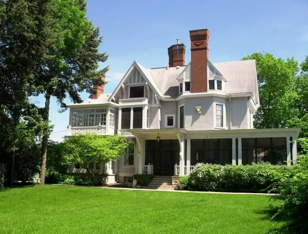 Alexander Mansion Bed and Breakfast hotel detail image 1