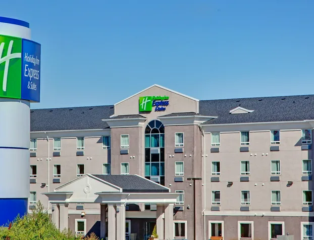 Holiday Inn Express Hotel & Suites SWIFT CURRENT by IHG hotel detail image 1
