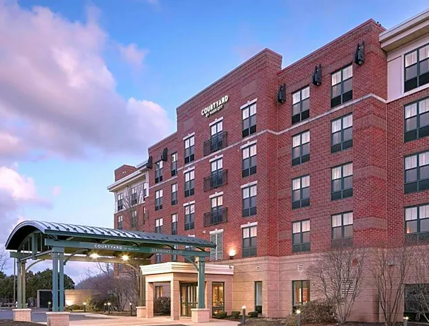 Courtyard by Marriott Saratoga Springs hotel detail image 1