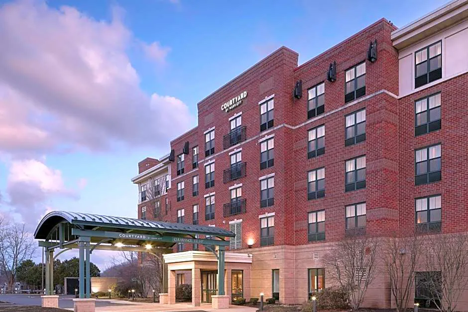 Courtyard by Marriott Saratoga Springs hotel hero