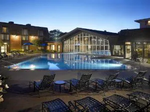 Pheasant Run Resort hotel hero