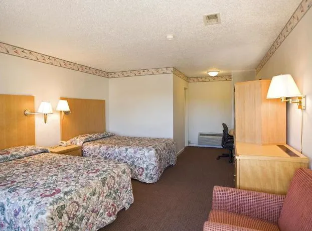 Americas Best Value Inn Albany East Greenbush hotel detail image 3