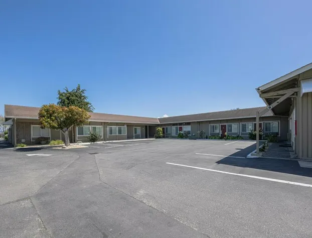 Coastal Valley Inn hotel detail image 2