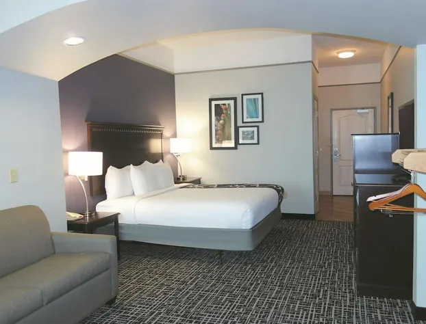 La Quinta Inn & Suites by Wyndham Dumas hotel detail image 4