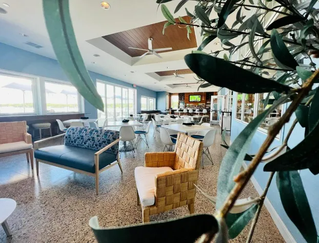 Bay Pointe Inn hotel detail image 3