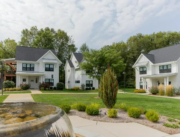Bay Pointe Inn hotel detail image 2