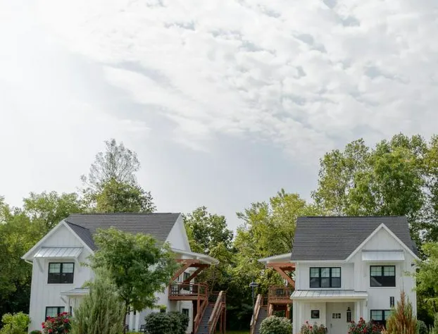 Bay Pointe Inn hotel detail image 3