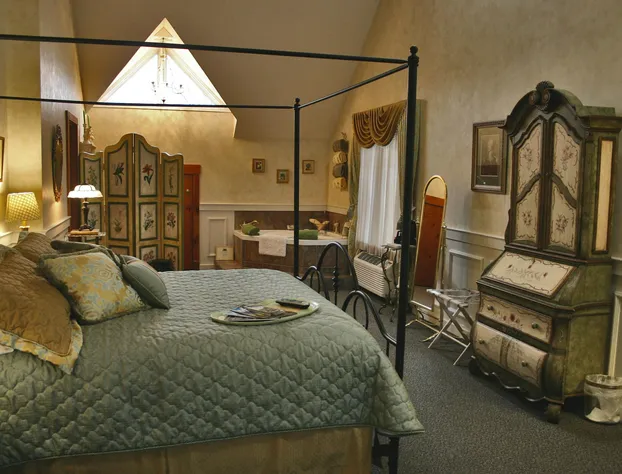 The Lodge at Grant's Trail hotel detail image 3