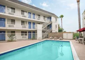 Motel 6 Buena Park, CA - Knotts Berry Farm - Disneyland hotel detail image 3