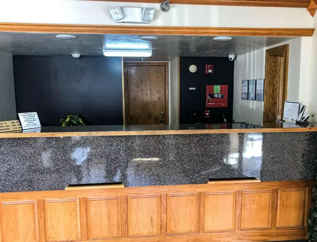 Econo Lodge Oklahoma City Northeast hotel detail image 1