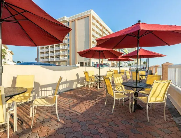 Hampton Inn Daytona Shores - Oceanfront hotel detail image 1