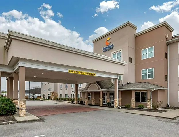 Comfort Inn & Suites Northern Kentucky hotel detail image 3