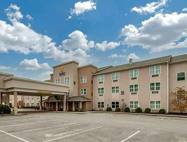 Comfort Inn & Suites Northern Kentucky hotel detail image 1