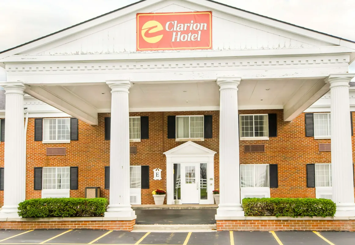 Clarion Hotel Conference Center - North hotel hero