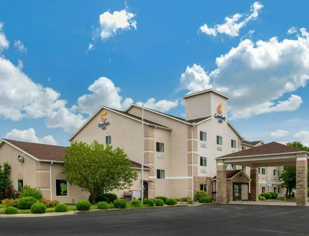 Comfort Inn Warren I-69 hotel detail image 1