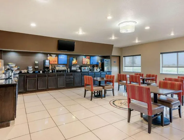 Comfort Inn Warren I-69 hotel detail image 2