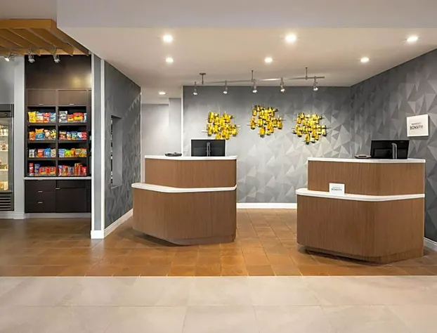 Courtyard by Marriott Auburn hotel detail image 2