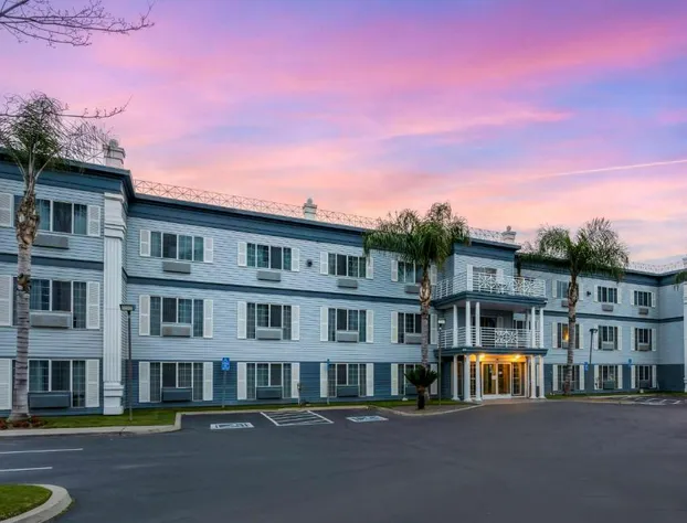 Best Western Colonial Inn hotel detail image 2