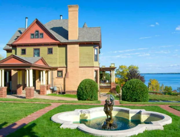 Old Rittenhouse Inn hotel detail image 2