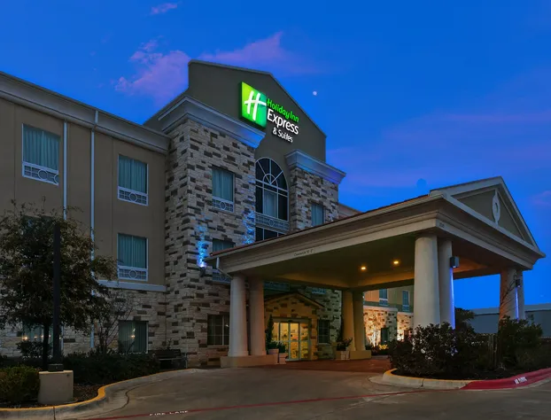 Holiday Inn Express Hotel & Suites Brady by IHG hotel detail image 1