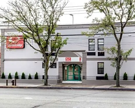 Econo Lodge South Ozone Park hotel detail image 3