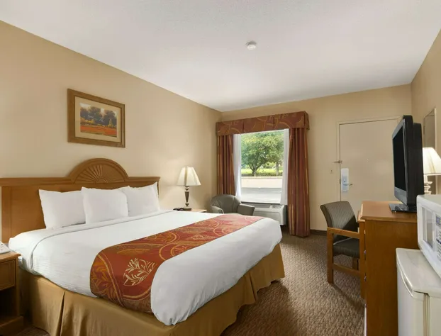 Days Inn by Wyndham Alexander City hotel detail image 3