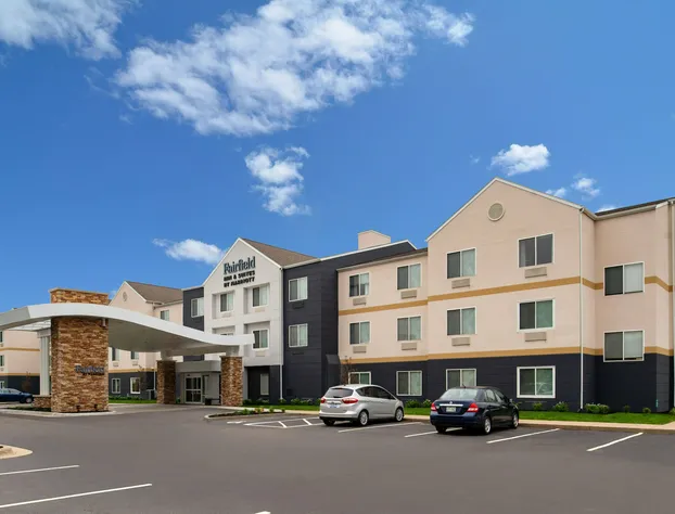 Fairfield Inn & Suites by Marriott Beloit hotel detail image 1