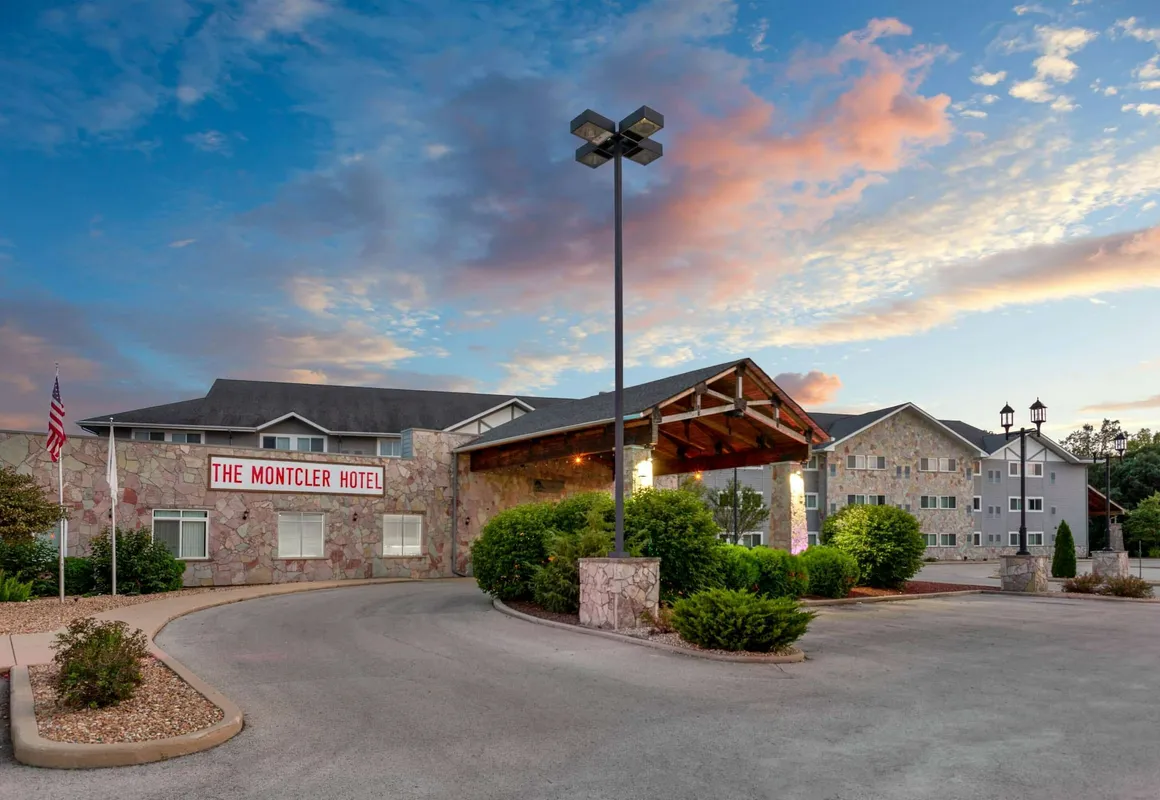 Montcler Hotel & Conference Center, Trademark by Wyndham hotel hero