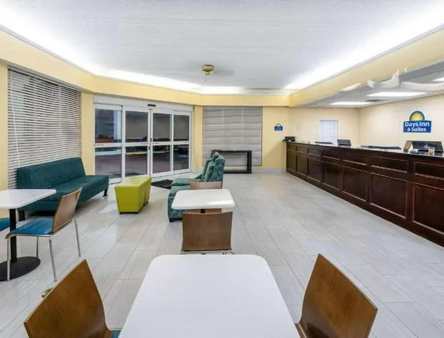 Days Inn by Wyndham Panama City hotel detail image 2