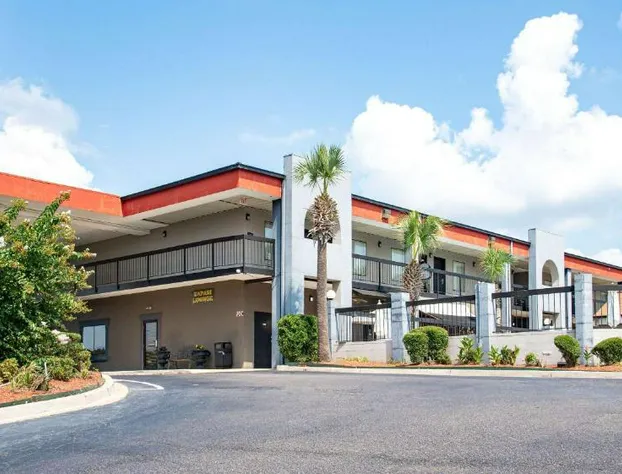 Quality Inn & Suites Aiken East hotel detail image 1