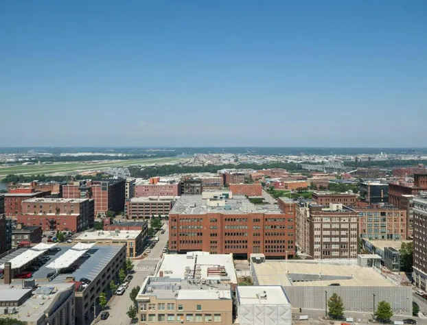 Kansas City Marriott Downtown hotel detail image 1