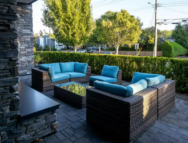 The Oswego Hotel hotel detail image 3