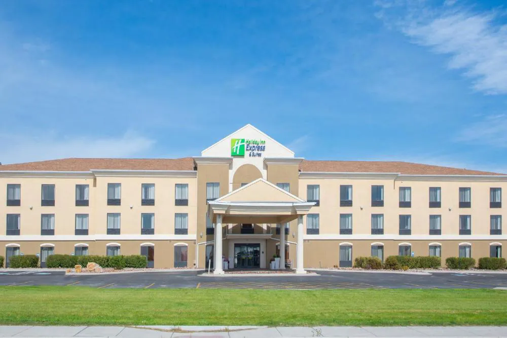Holiday Inn Express Hotel & Suites Douglas by IHG hotel hero