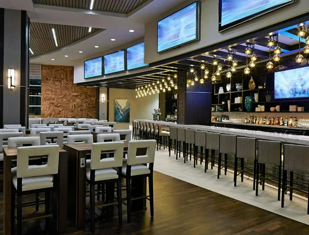 Seattle Marriott Bellevue hotel detail image 4