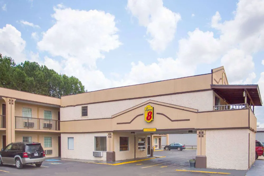 Super 8 by Wyndham Monticello AR hotel hero