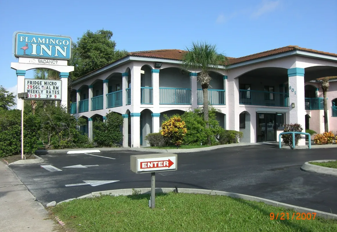 Flamingo Inn hotel hero