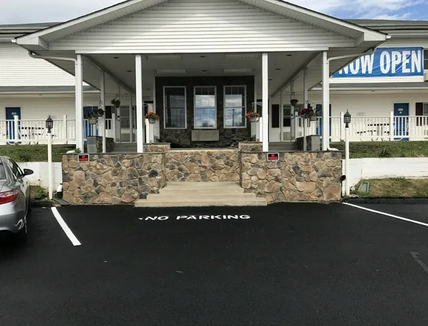 Motel 6 Front Royal, VA hotel detail image 1